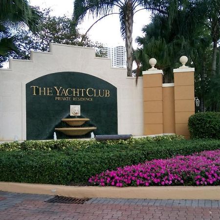 Yacht Club Aventura 2Br + 2Ba Apartment Маями Екстериор снимка