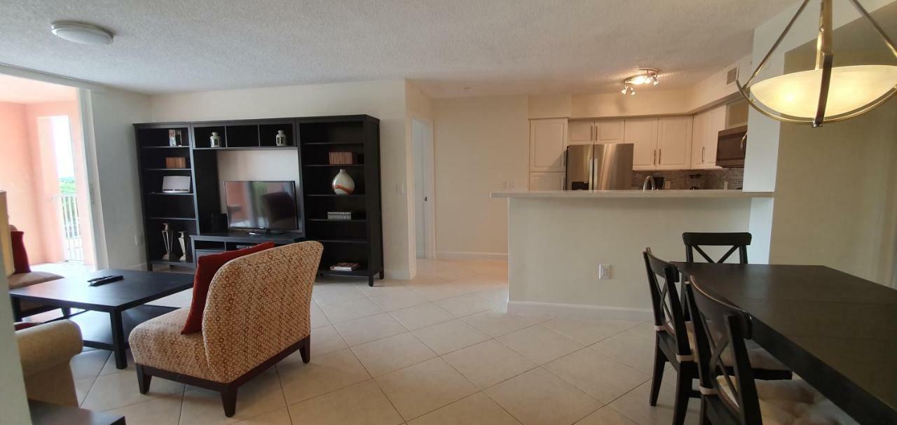 Yacht Club Aventura 2Br + 2Ba Apartment Маями Екстериор снимка