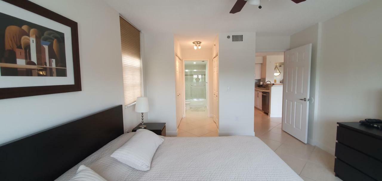 Yacht Club Aventura 2Br + 2Ba Apartment Маями Екстериор снимка